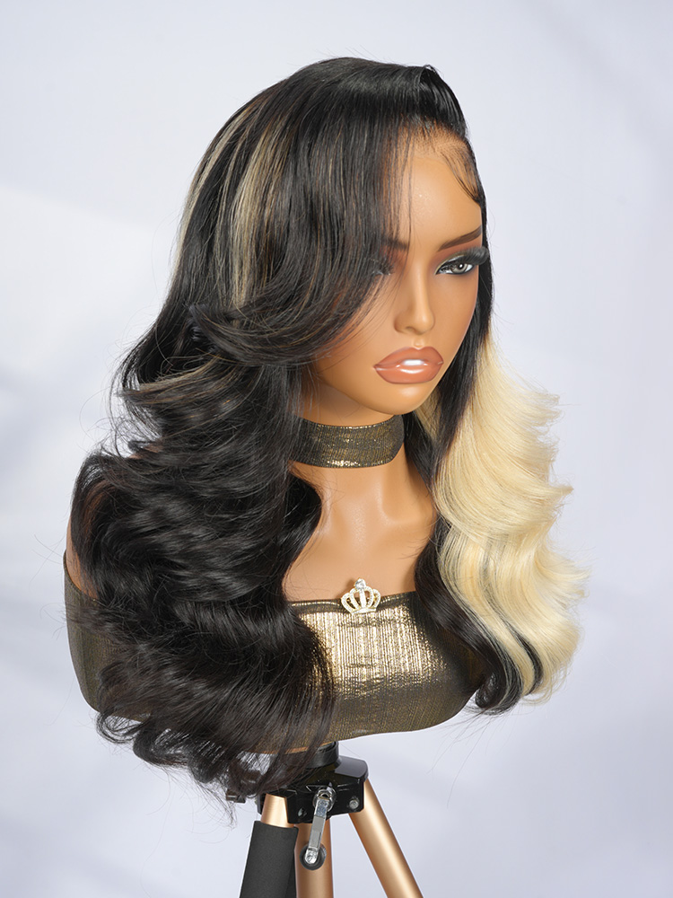 One-Sided Highlight Blonde Wigs