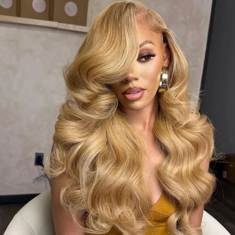 honey blonde colored wig