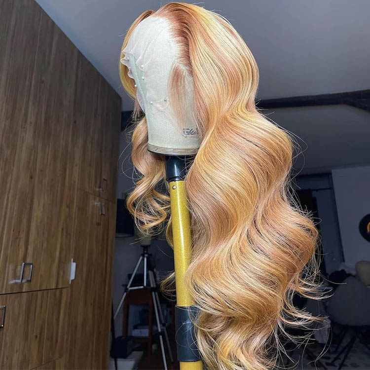 Natural Golden Blonde Hair With Strawberry Blonde highlight